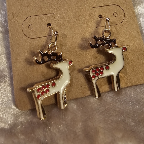 Jewelry - Festive Reindeer Earrings